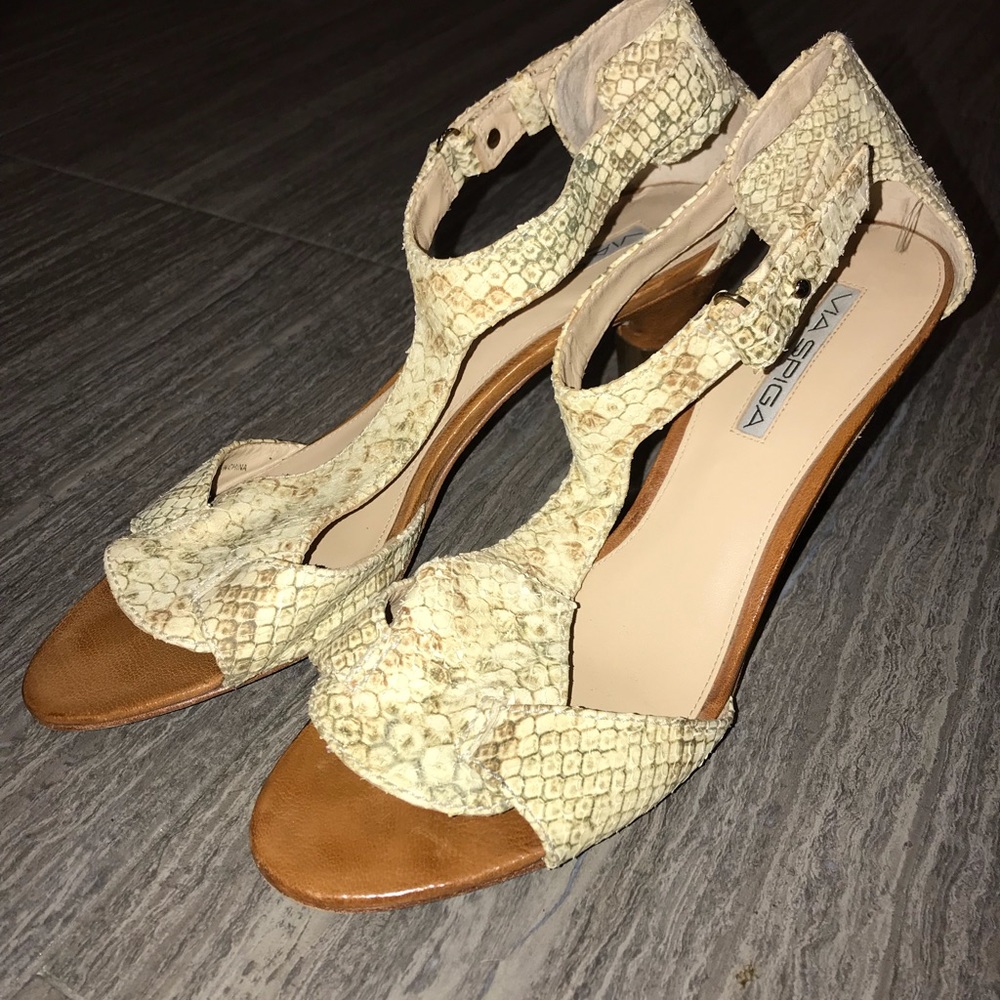 Via Spiga open toed heels!